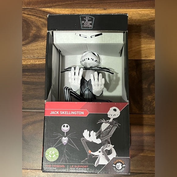 Jack Skellington Controller Phone Holder - Picture 1 of 4